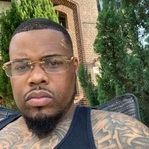 Meet your Posher, Philip